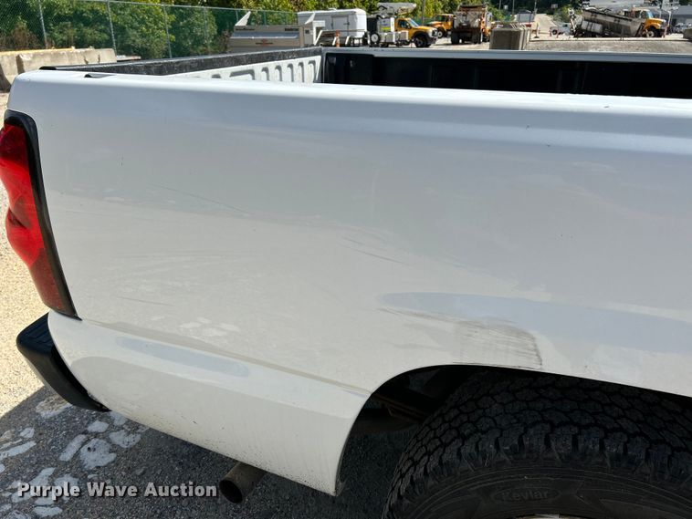 image for item NL9583 2005 Chevrolet Silverado 1500  pickup truck