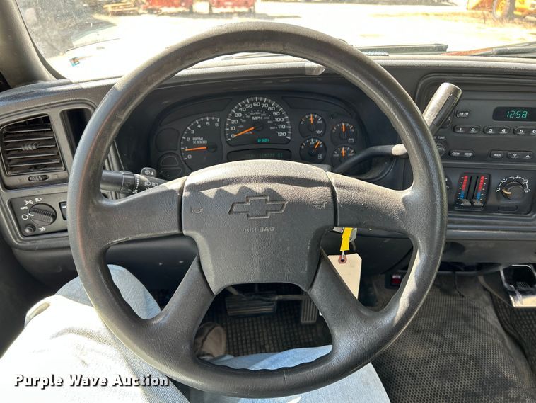 image for item NL9583 2005 Chevrolet Silverado 1500  pickup truck