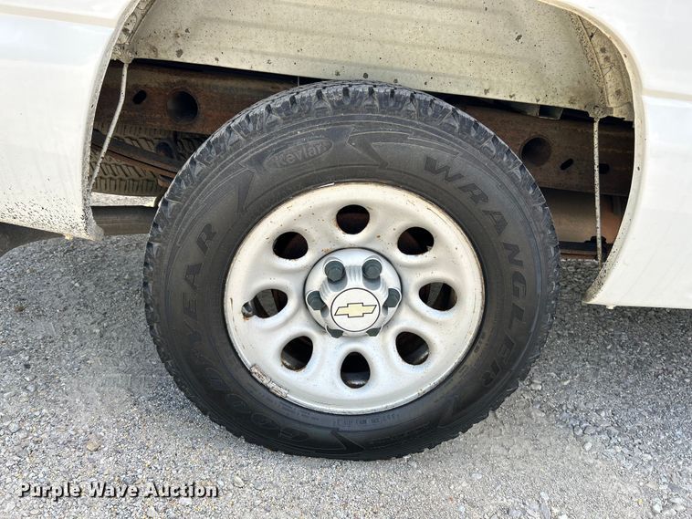 image for item NL9583 2005 Chevrolet Silverado 1500  pickup truck