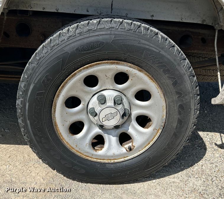 image for item NL9583 2005 Chevrolet Silverado 1500  pickup truck