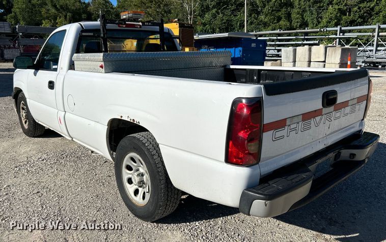 image for item NL9584 2005 Chevrolet Silverado 1500  pickup truck