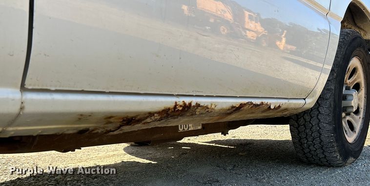 image for item NL9584 2005 Chevrolet Silverado 1500  pickup truck