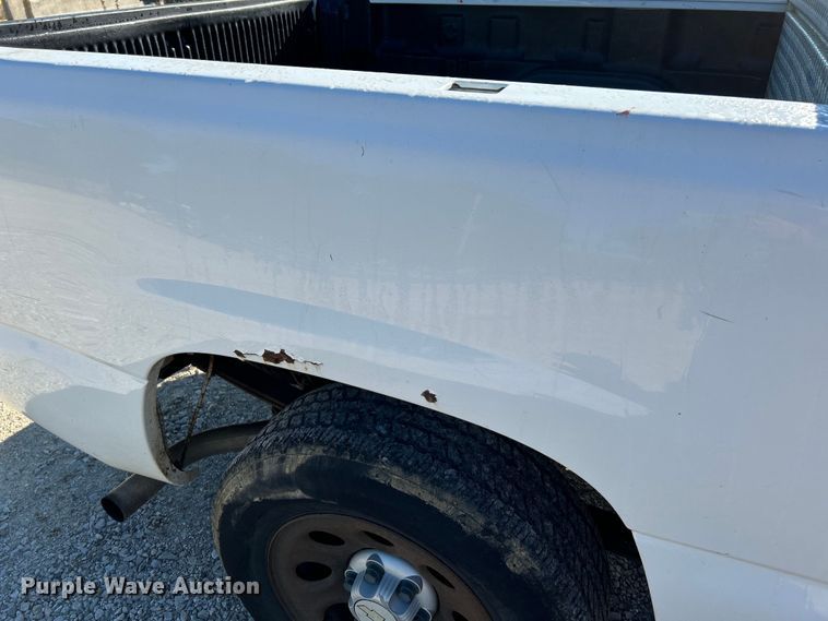 image for item NL9584 2005 Chevrolet Silverado 1500  pickup truck