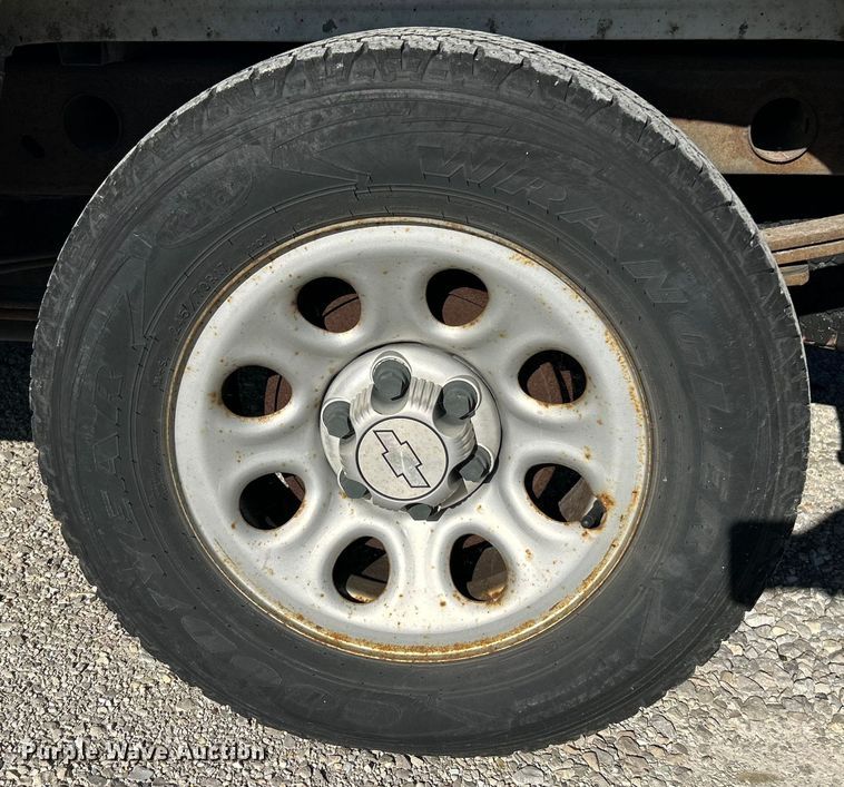 image for item NL9584 2005 Chevrolet Silverado 1500  pickup truck