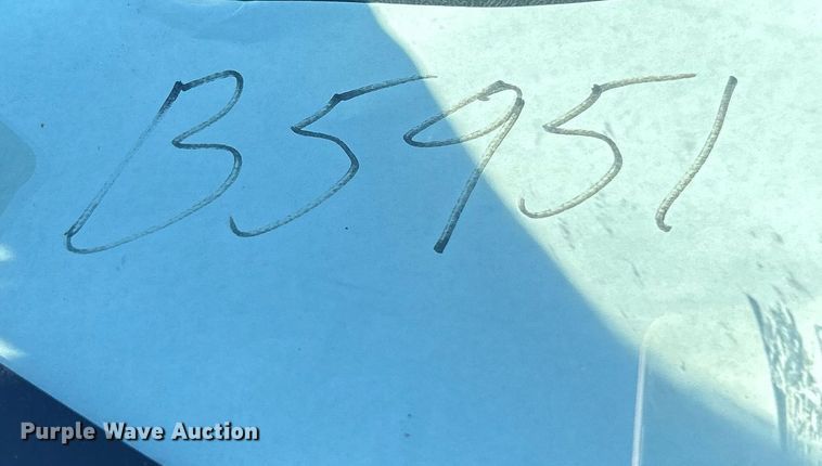 image for item NL9584 2005 Chevrolet Silverado 1500  pickup truck