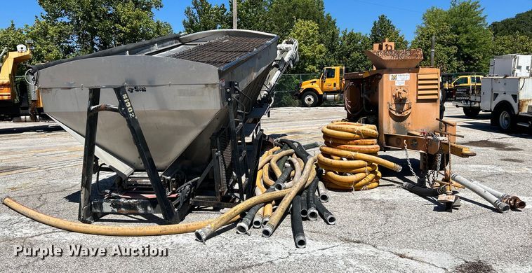 image for item NL9585 Voeller Mud-Jack H-200  concrete pump