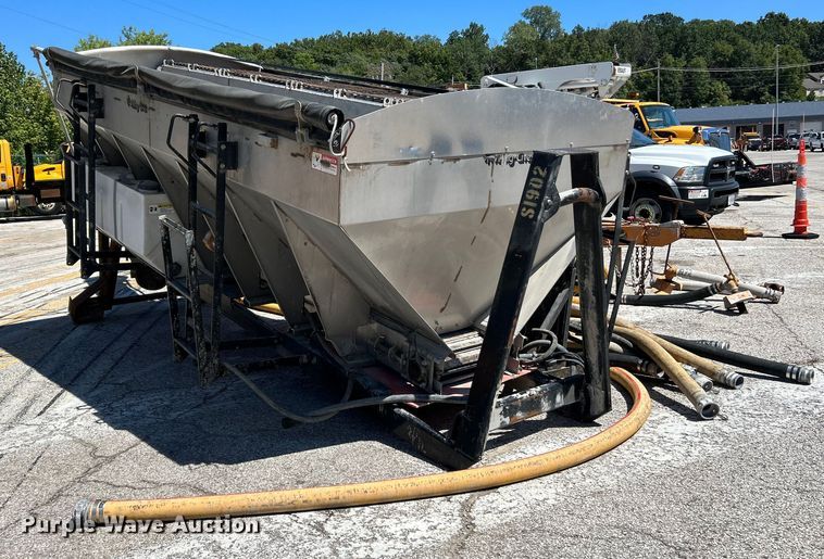 image for item NL9585 Voeller Mud-Jack H-200  concrete pump