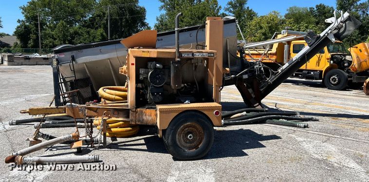 image for item NL9585 Voeller Mud-Jack H-200  concrete pump