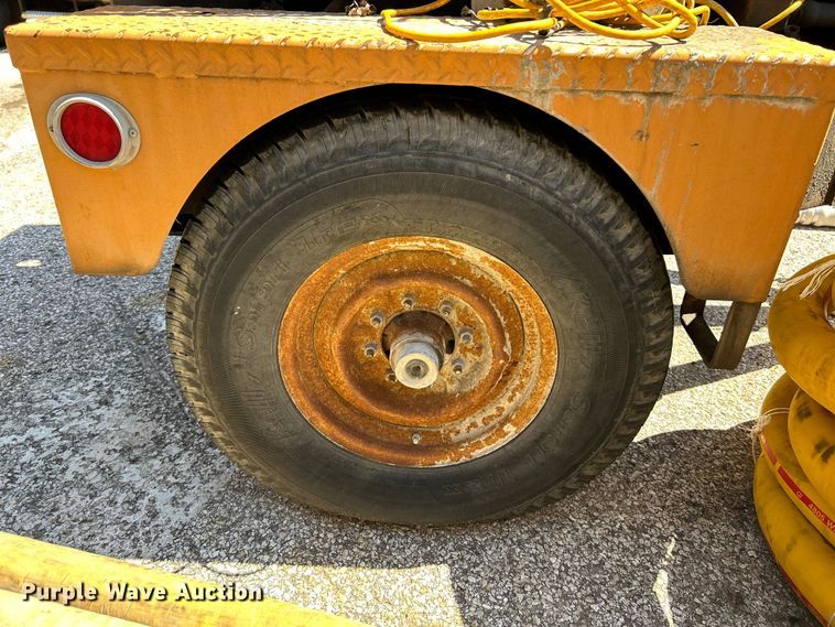 image for item NL9585 Voeller Mud-Jack H-200  concrete pump