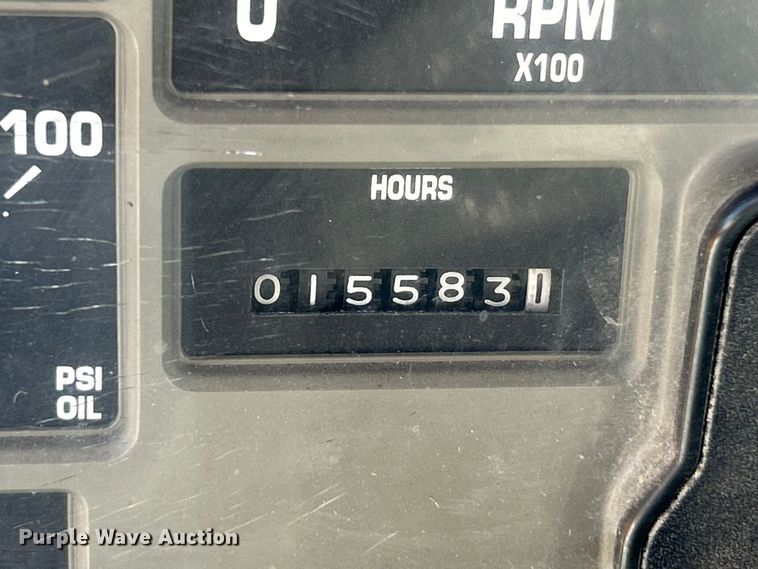 image for item NL9587 2001 International 4900  dump truck