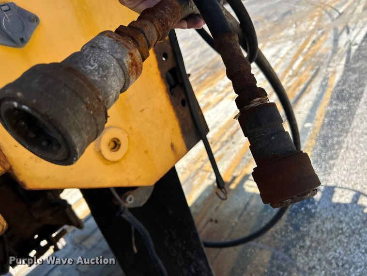 image for item NL9587 2001 International 4900  dump truck