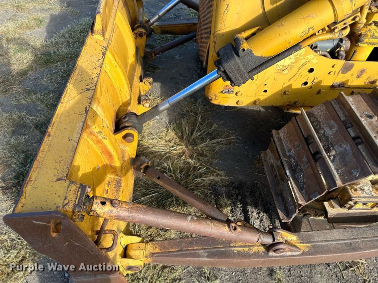 image for item NP9449 1960 Caterpillar D6B  dozer