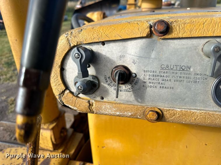 image for item NP9449 1960 Caterpillar D6B  dozer
