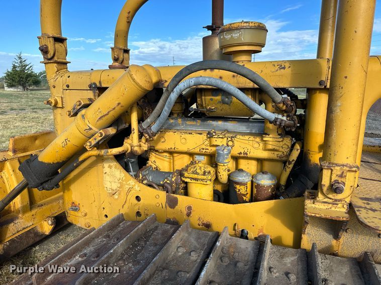 image for item NP9449 1960 Caterpillar D6B  dozer