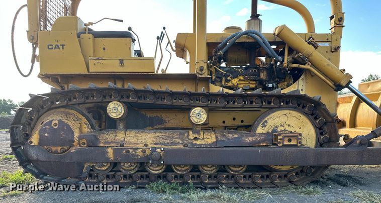 image for item NP9449 1960 Caterpillar D6B  dozer