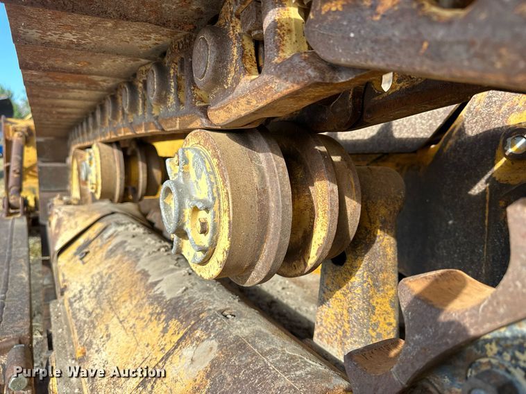 image for item NP9449 1960 Caterpillar D6B  dozer