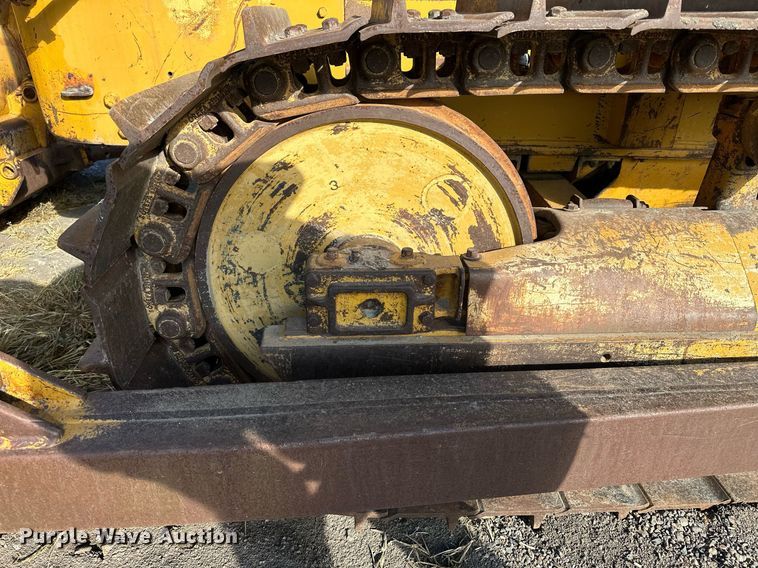 image for item NP9449 1960 Caterpillar D6B  dozer