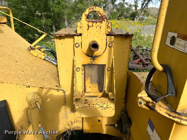 image for item NP9451 1993 Vermeer BC906  wood chipper