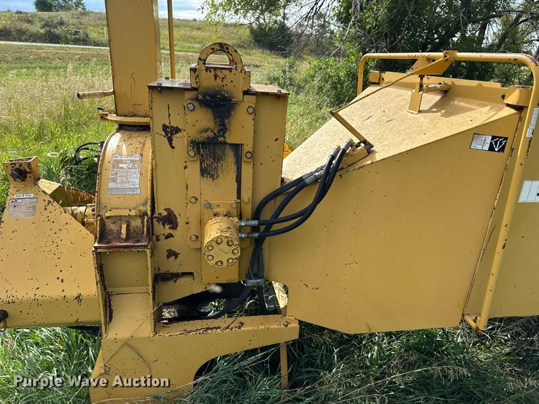 image for item NP9451 1993 Vermeer BC906  wood chipper