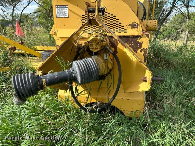 image for item NP9451 1993 Vermeer BC906  wood chipper