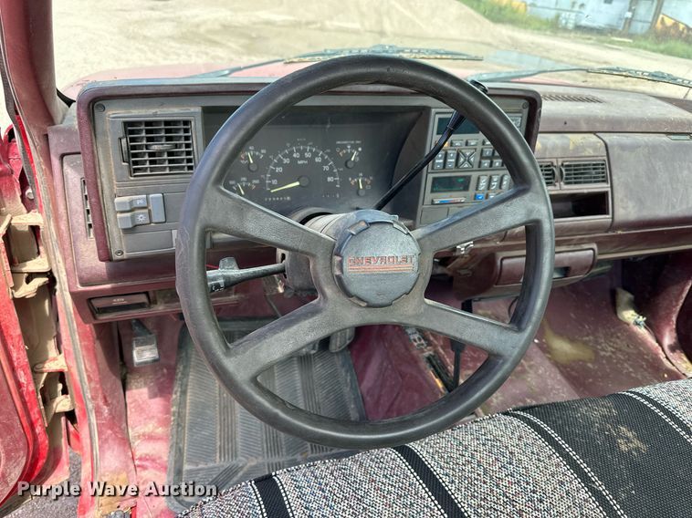 image for item NP9452 1994 Chevrolet K1500  pickup truck