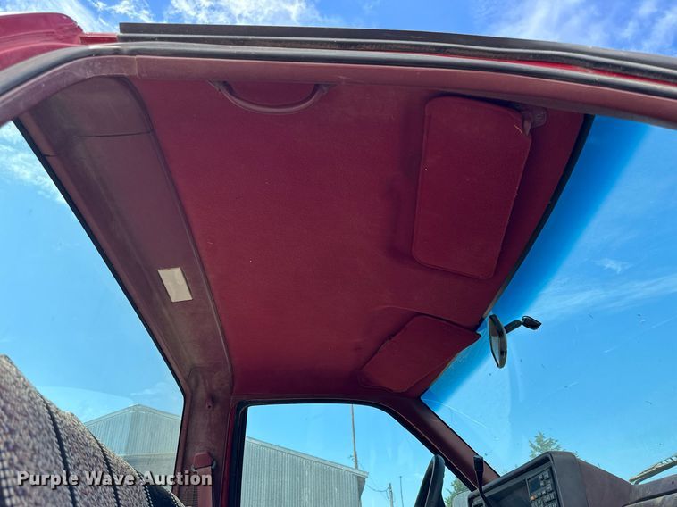 image for item NP9452 1994 Chevrolet K1500  pickup truck