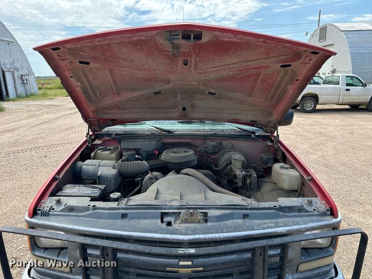 image for item NP9452 1994 Chevrolet K1500  pickup truck