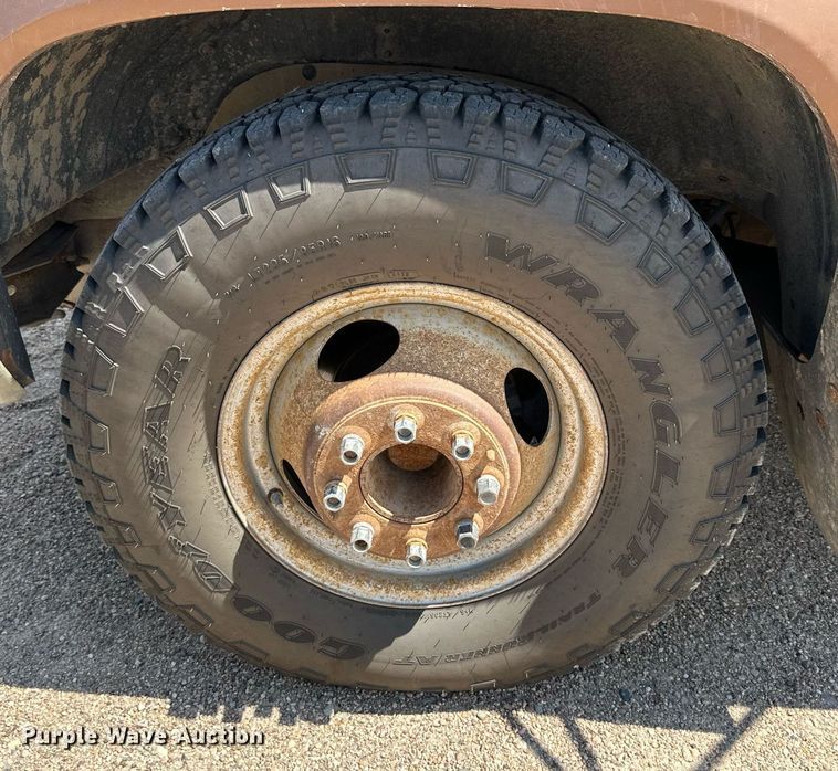 image for item NP9453 1990  Chevrolet C3500  utility bed pickup truck