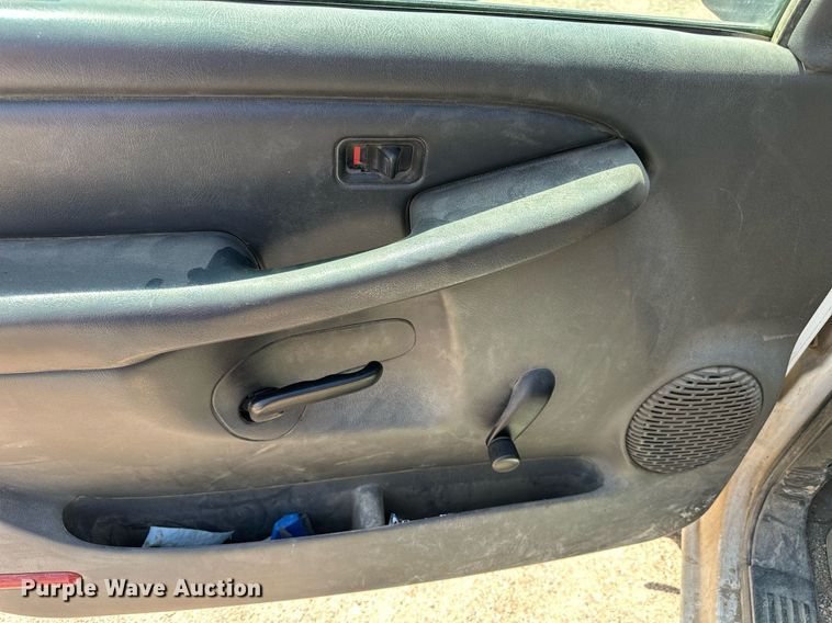 image for item NP9454 2007 Chevrolet Silverado Classic 1500  pickup truck