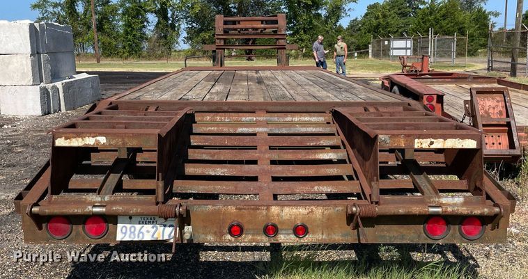image for item NT9438 1999 Jennings' Trailer Mfg. Sure-Pull  equipment trailer