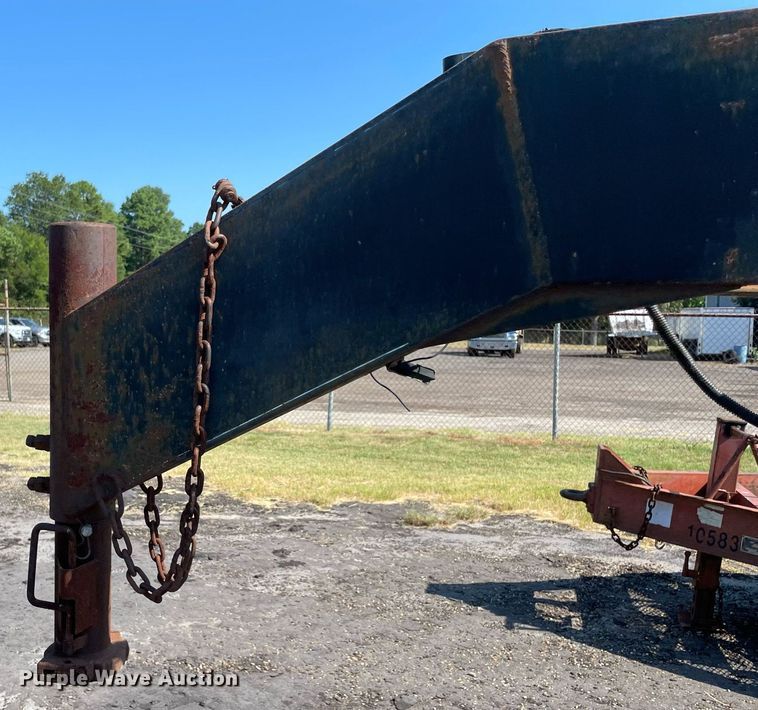 image for item NT9438 1999 Jennings' Trailer Mfg. Sure-Pull  equipment trailer