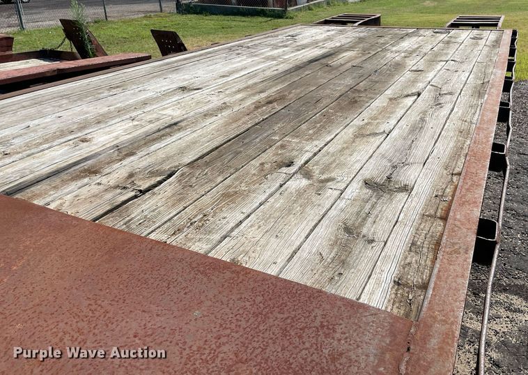 image for item NT9438 1999 Jennings' Trailer Mfg. Sure-Pull  equipment trailer