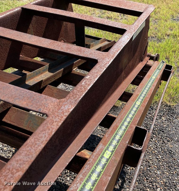 image for item NT9438 1999 Jennings' Trailer Mfg. Sure-Pull  equipment trailer