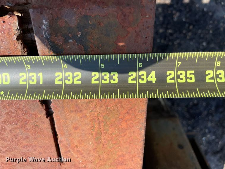 image for item NT9438 1999 Jennings' Trailer Mfg. Sure-Pull  equipment trailer