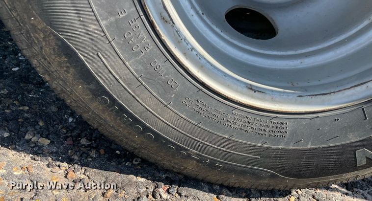 image for item NT9438 1999 Jennings' Trailer Mfg. Sure-Pull  equipment trailer