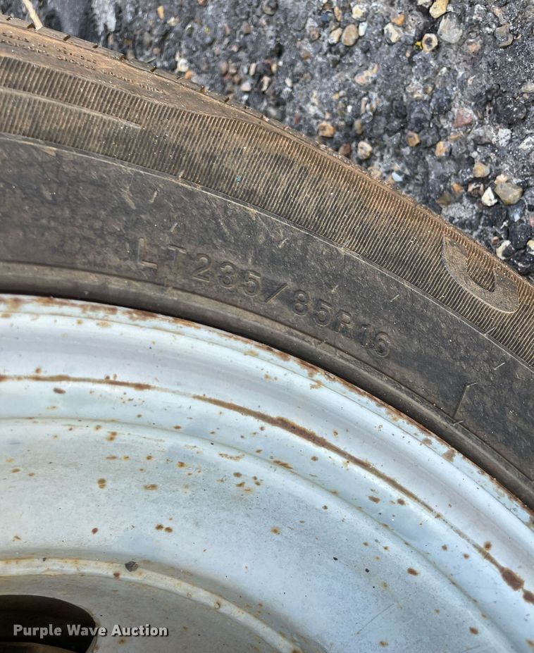 image for item NT9438 1999 Jennings' Trailer Mfg. Sure-Pull  equipment trailer