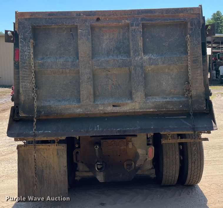 image for item NT9449 2011 Volvo dump truck