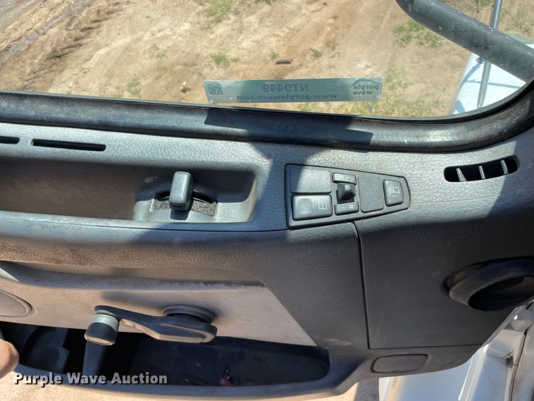 image for item NT9449 2011 Volvo dump truck