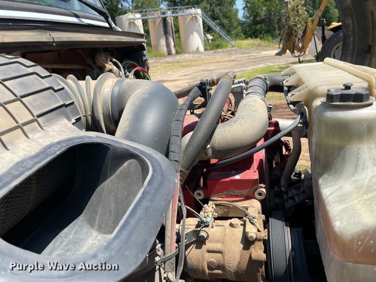 image for item NT9449 2011 Volvo dump truck