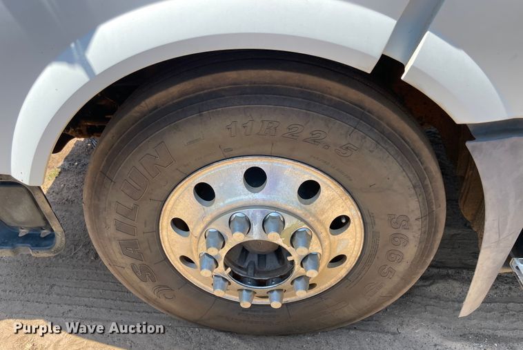 image for item NT9449 2011 Volvo dump truck