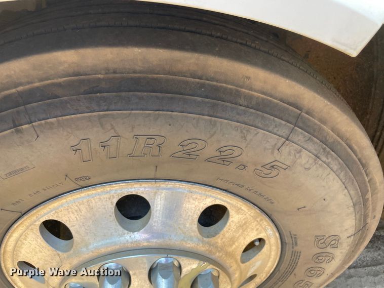 image for item NT9449 2011 Volvo dump truck