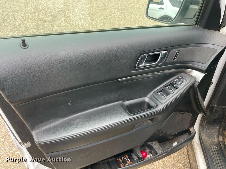 image for item NT9451 2017 Ford Explorer Police Interceptor  SUV