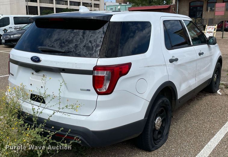 image for item NT9452 2017 Ford Explorer Police Interceptor  SUV