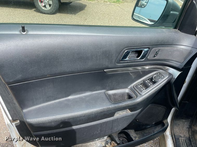 image for item NT9453 2017 Ford Explorer Police Interceptor  SUV