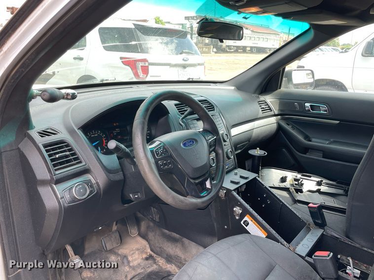 image for item NT9453 2017 Ford Explorer Police Interceptor  SUV