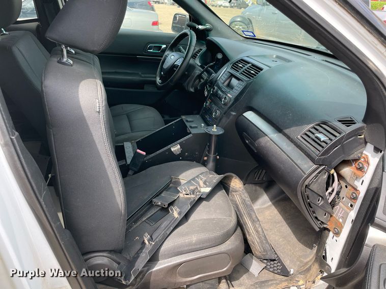 image for item NT9453 2017 Ford Explorer Police Interceptor  SUV