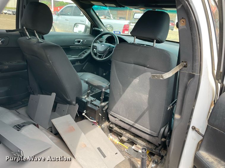 image for item NT9453 2017 Ford Explorer Police Interceptor  SUV