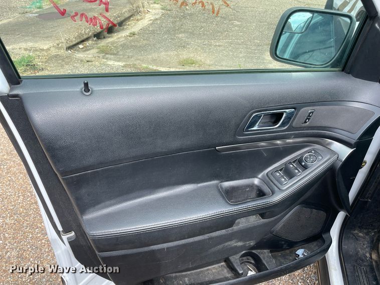 image for item NT9454 2017 Ford Explorer Police Interceptor  SUV