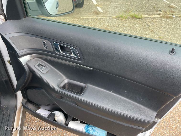 image for item NT9454 2017 Ford Explorer Police Interceptor  SUV