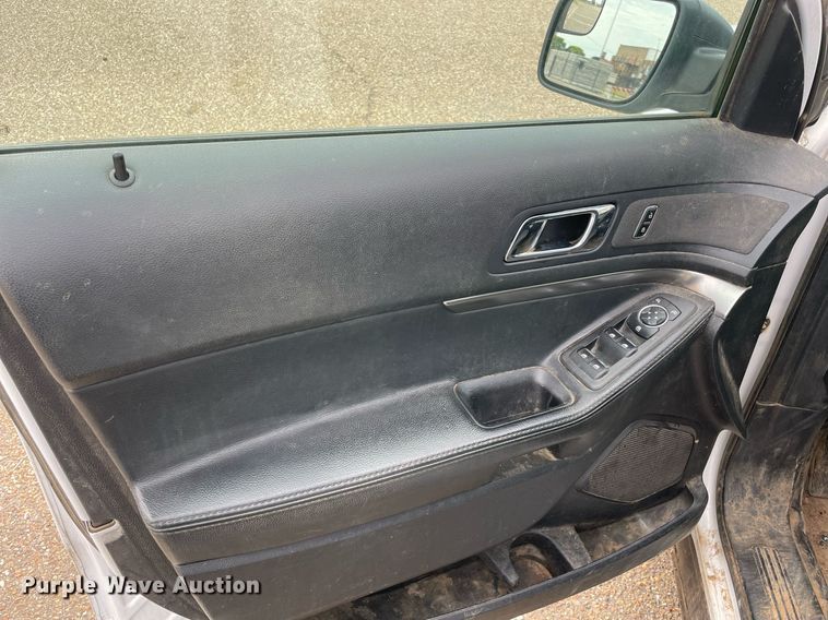 image for item NT9455 2017 Ford Explorer Police Interceptor  SUV